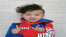小男孩简笔画