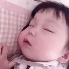 q版头像睡觉